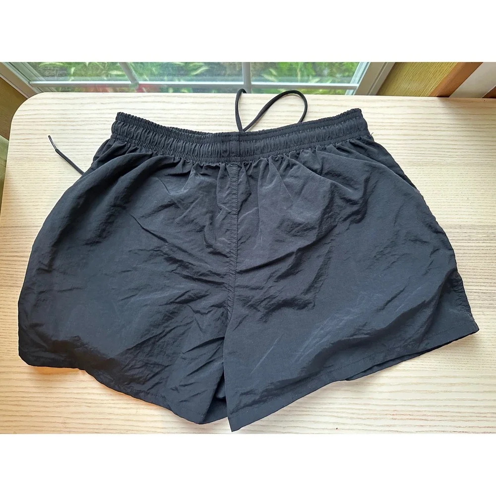 Uzzi vintage Womens Black Nylon Athletic Shorts Mesh Lined Drawstring Medium‎